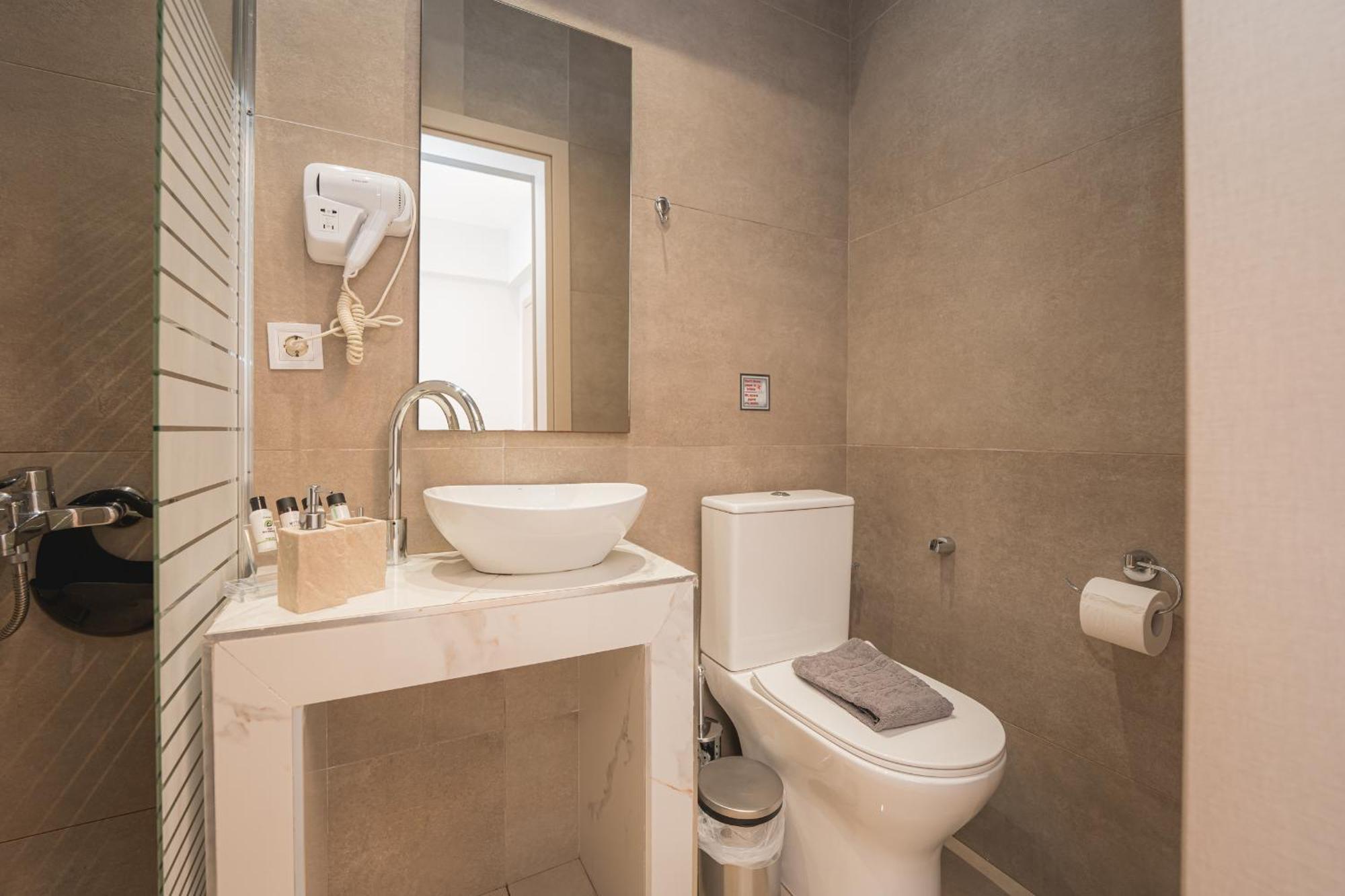 Centralviewsuites เนอามูดาเนีย ภายนอก รูปภาพ